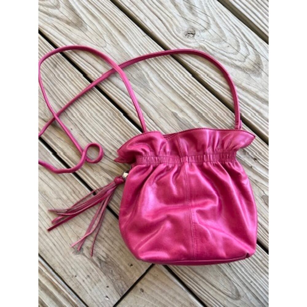 Hobo International crossbody bag Hannah bucket pink tassel leather cinch bag